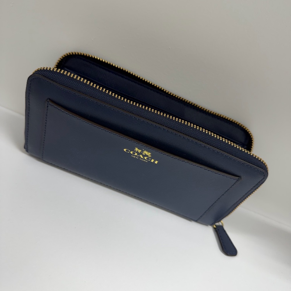NWT Coach Navy Blue Wallet - Picture 5 of 6
